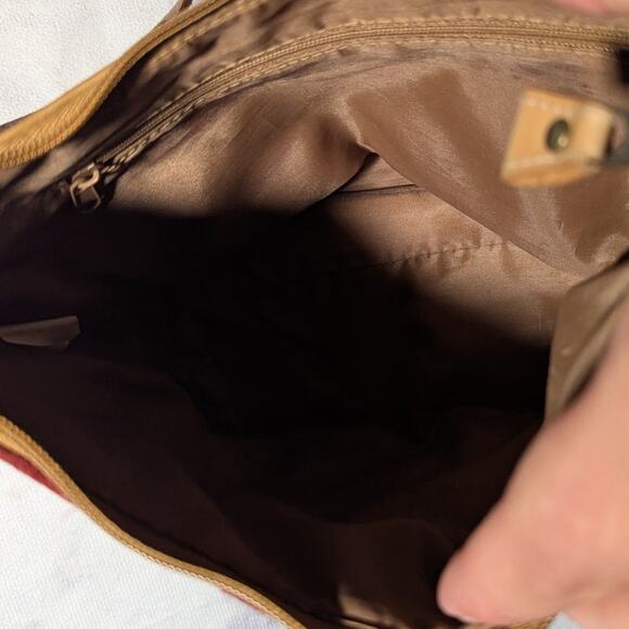 Vtg Y2K Mudd Tan Red Patchwork Suede Whipstitch Detail Top Zip Shoulder Bag - Picture 5 of 6